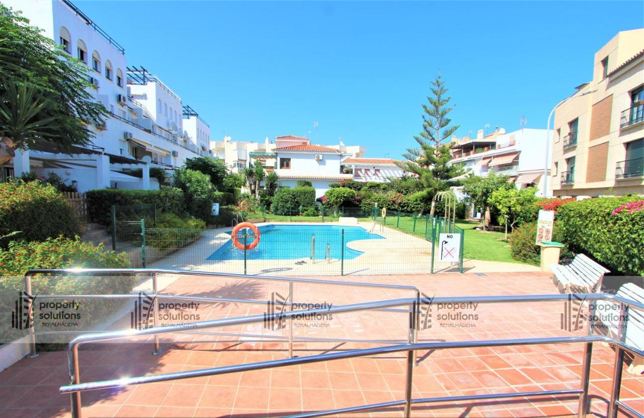 Апартаменты Carihuela Playa - 2ª Linea De Playa - Piscina - Parking Gratis Торремолинос Экстерьер фото